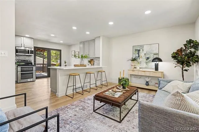 1174 Olathe Street Aurora, CO 80011