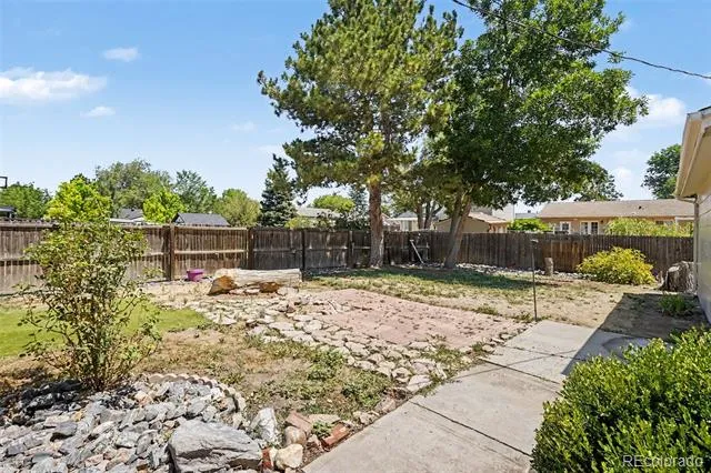 1174 Olathe Street Aurora, CO 80011