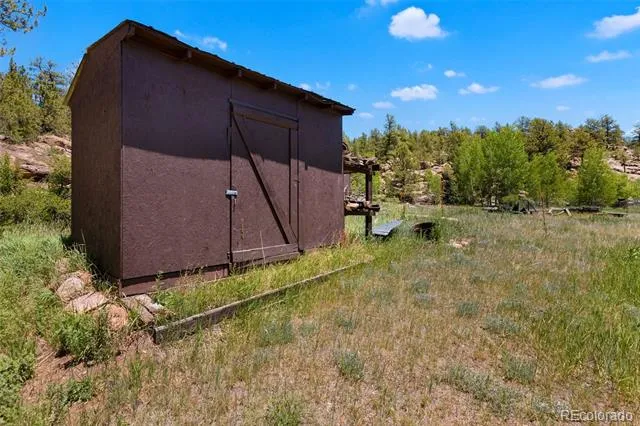 185 Canyon Drive Florissant, CO 80816