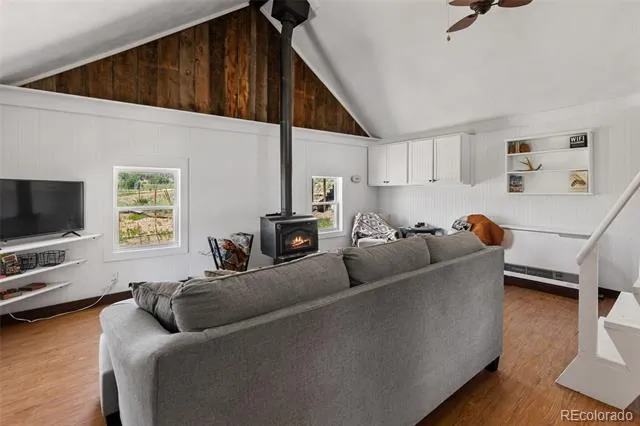 185 Canyon Drive Florissant, CO 80816