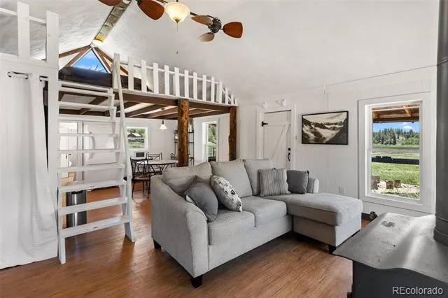 185 Canyon Drive Florissant, CO 80816