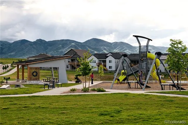 8615 Yellowcress Street Littleton, CO 80125