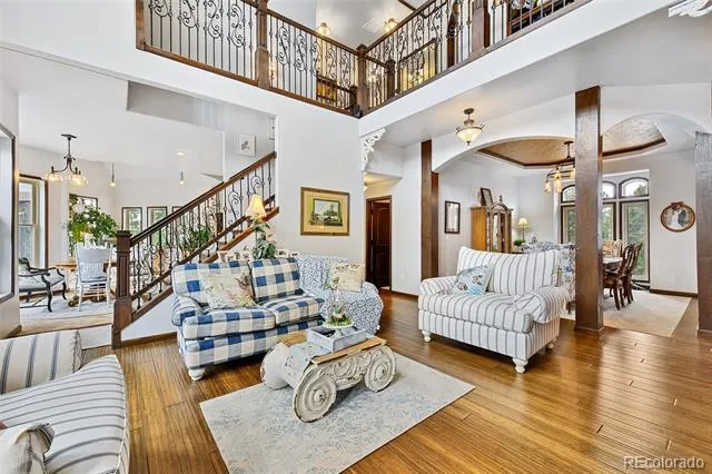 549 Mohawk Heights Florissant, CO 80816