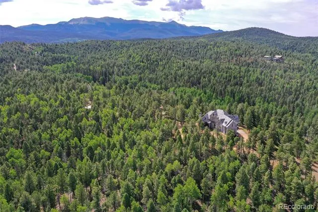 549 Mohawk Heights Florissant, CO 80816