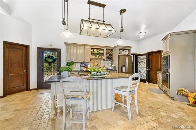 549 Mohawk Heights Florissant, CO 80816