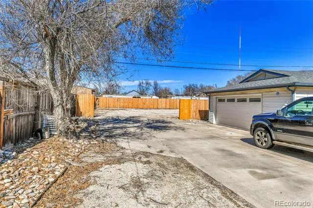 1891 W Asbury Avenue Denver, CO 80223