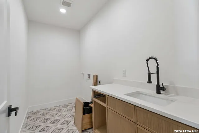 903 Deep Shadows Horseshoe Bay, TX 78657