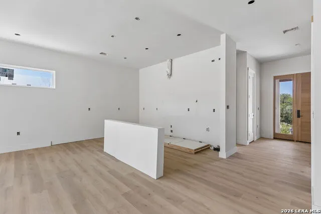 909 Sharp Rock Horseshoe Bay, TX 78657