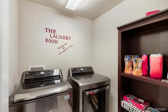 4949 S Valdai Way Aurora, CO 80015