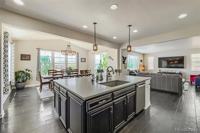 4949 S Valdai Way Aurora, CO 80015