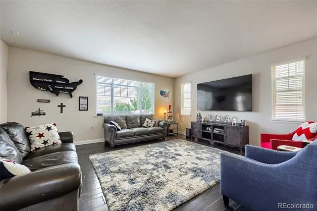 4949 S Valdai Way Aurora, CO 80015