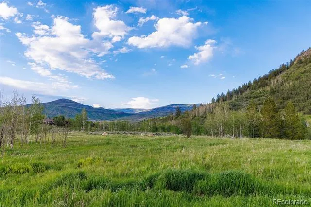 22090 County Road 212 Oak Creek, CO 80467