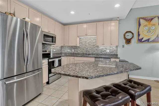 4875 S Monaco Street #309 Denver, CO 80237