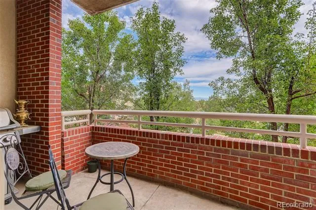 4875 S Monaco Street #309 Denver, CO 80237