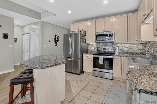 4875 S Monaco Street #309 Denver, CO 80237