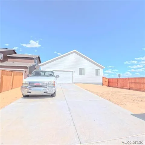 2865 Oxley Street Strasburg, CO 80136