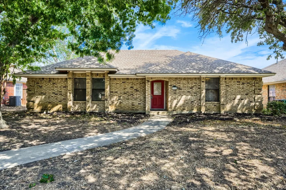 315 Tanglewood Street Denton, TX 76207