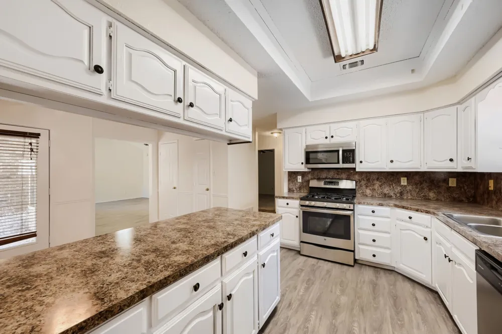 315 Tanglewood Street Denton, TX 76207
