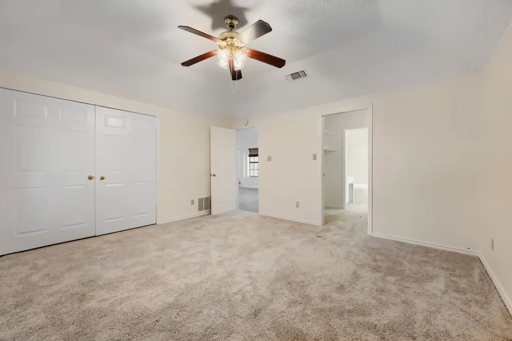 315 Tanglewood Street Denton, TX 76207