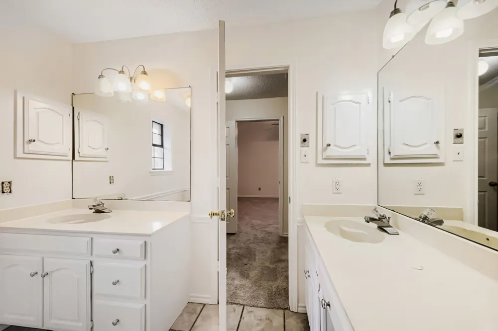 315 Tanglewood Street Denton, TX 76207