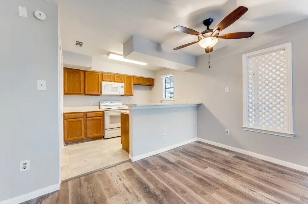 2835 Keller Springs #502 Carrollton, TX 75006