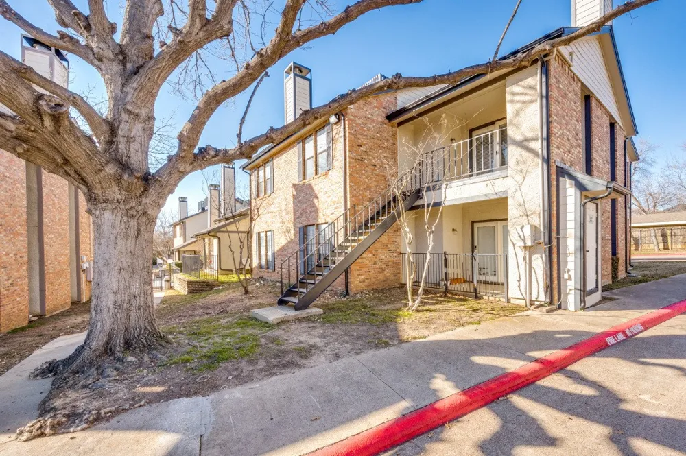 2835 Keller Springs #502 Carrollton, TX 75006
