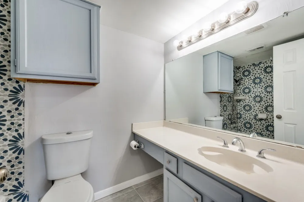 2835 Keller Springs #502 Carrollton, TX 75006