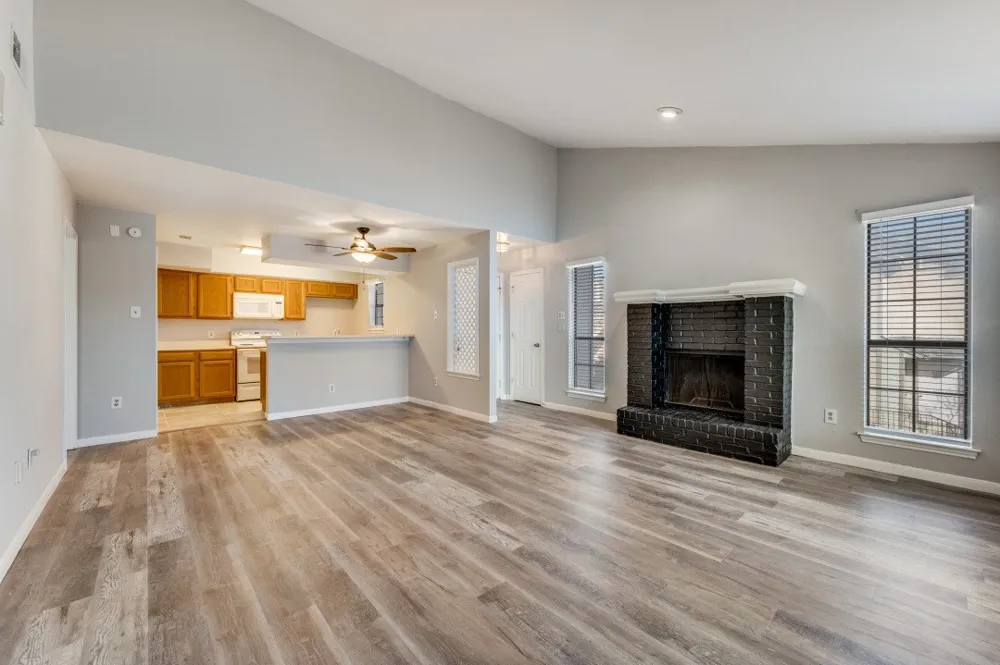 2835 Keller Springs #502 Carrollton, TX 75006