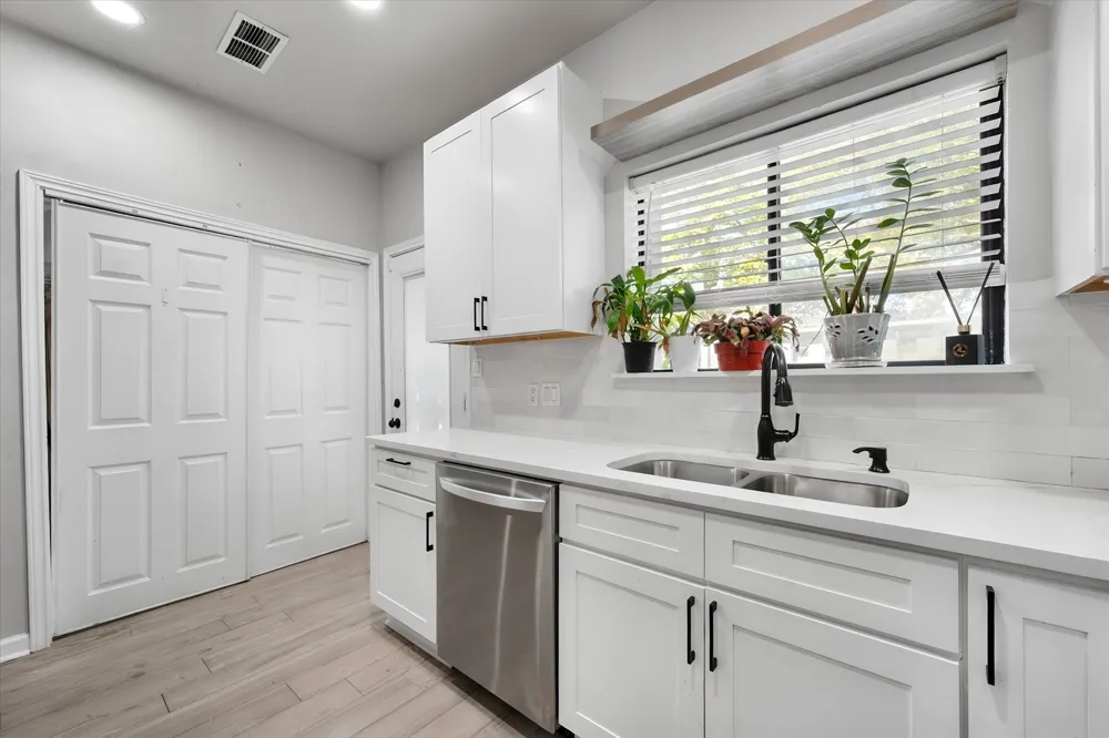 2730 Silver Creek Drive #128 Arlington, TX 76006