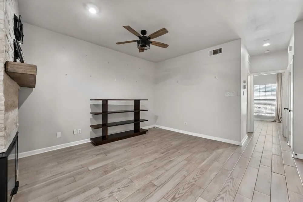 2730 Silver Creek Drive #128 Arlington, TX 76006