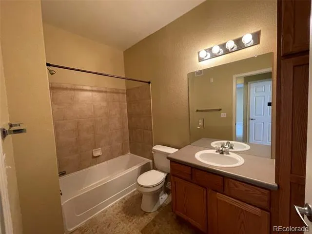 9552 Pearl Circle #102 Parker, CO 80134