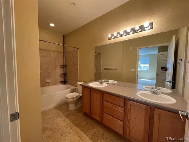 9552 Pearl Circle #102 Parker, CO 80134