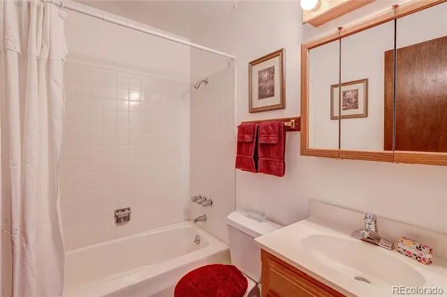 9324 W Colorado Avenue Lakewood, CO 80232