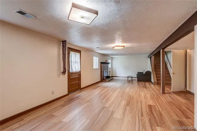 9324 W Colorado Avenue Lakewood, CO 80232