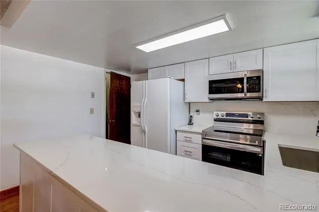 9324 W Colorado Avenue Lakewood, CO 80232