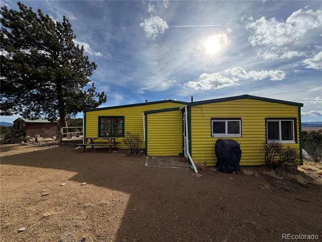 587 Willow Street Hartsel, CO 80449