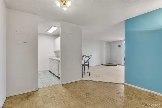 2231 S Vaughn Way #315B Aurora, CO 80014