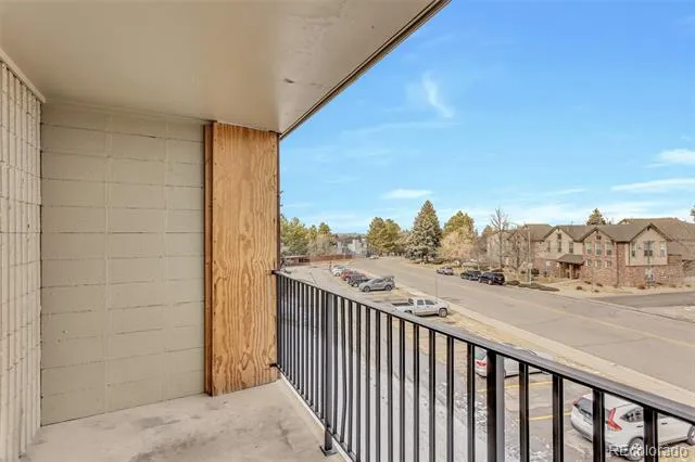 2231 S Vaughn Way #315B Aurora, CO 80014