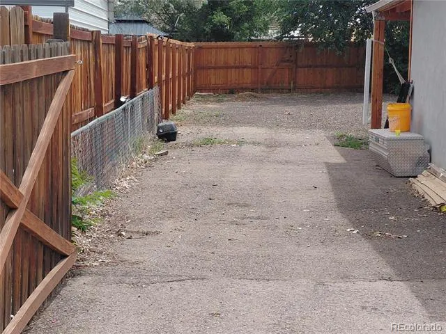 318 Ash Street Hudson, CO 80642