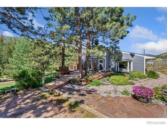 1154 Spring Valley Road Bellvue, CO 80512