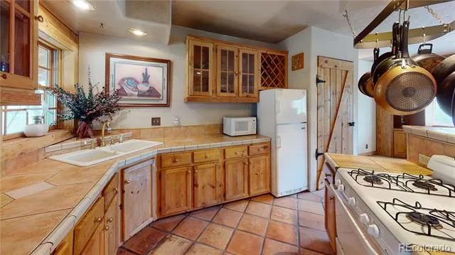 1011 Castle Ridge View Cripple Creek, CO 80813