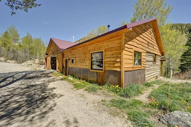 22525 Barnhill Street Salida, CO 81201