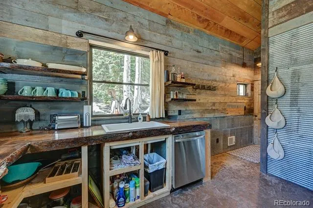 22525 Barnhill Street Salida, CO 81201
