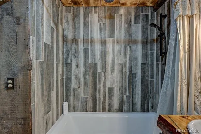 22525 Barnhill Street Salida, CO 81201