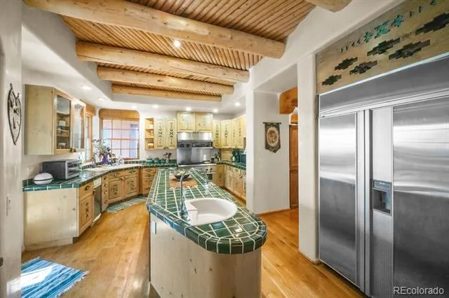 8221 Cuerna Verde Road Rye, CO 81069
