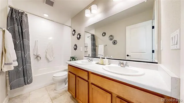 5938 Odessa Street Aurora, CO 80019