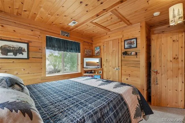 1600 Swiggler Road Jefferson, CO 80456