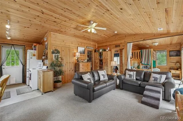 1600 Swiggler Road Jefferson, CO 80456