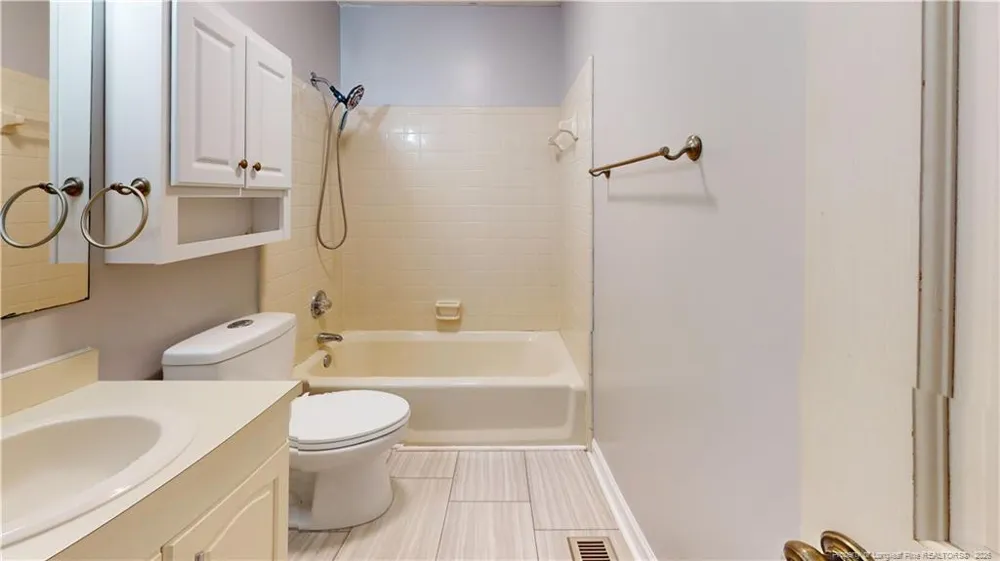 724 Galloway Drive Fayetteville, NC 28303