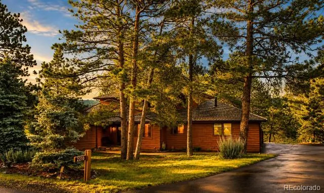 2210 Juniper Court Golden, CO 80401